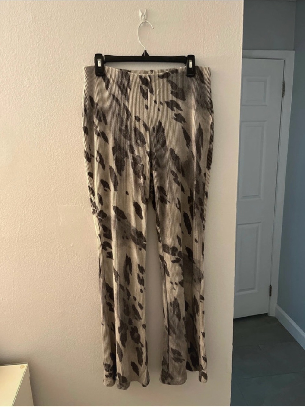 Express Ribbed Knit Flare Pants